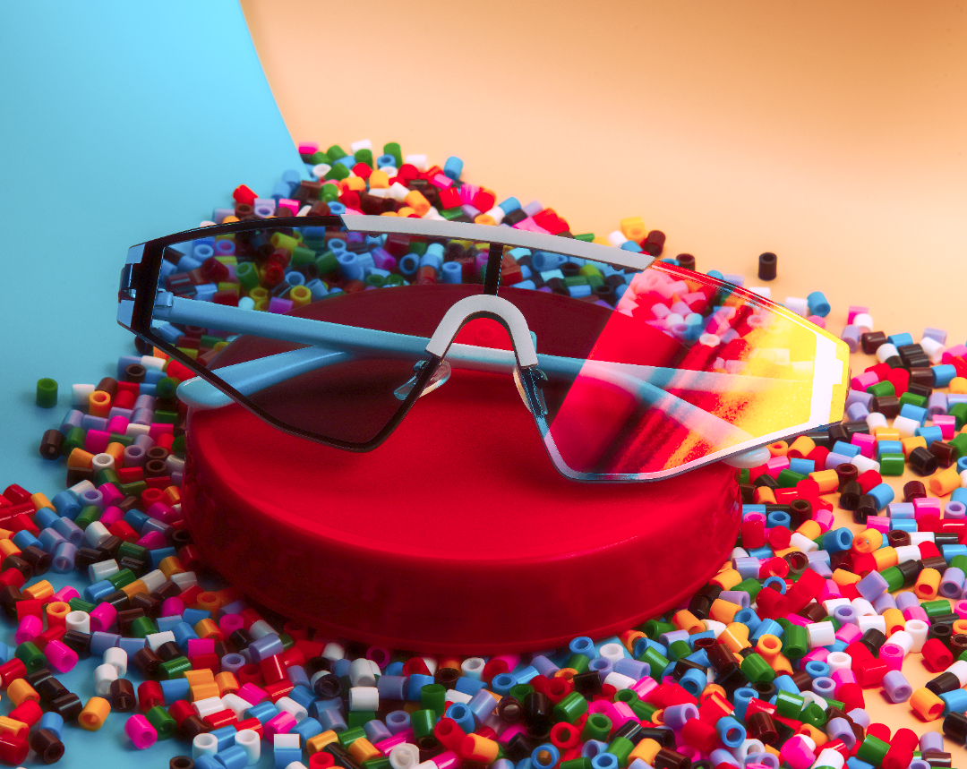 Maku Sunglasses - Maku 2 - White Frame - Orange/Blue Lenses